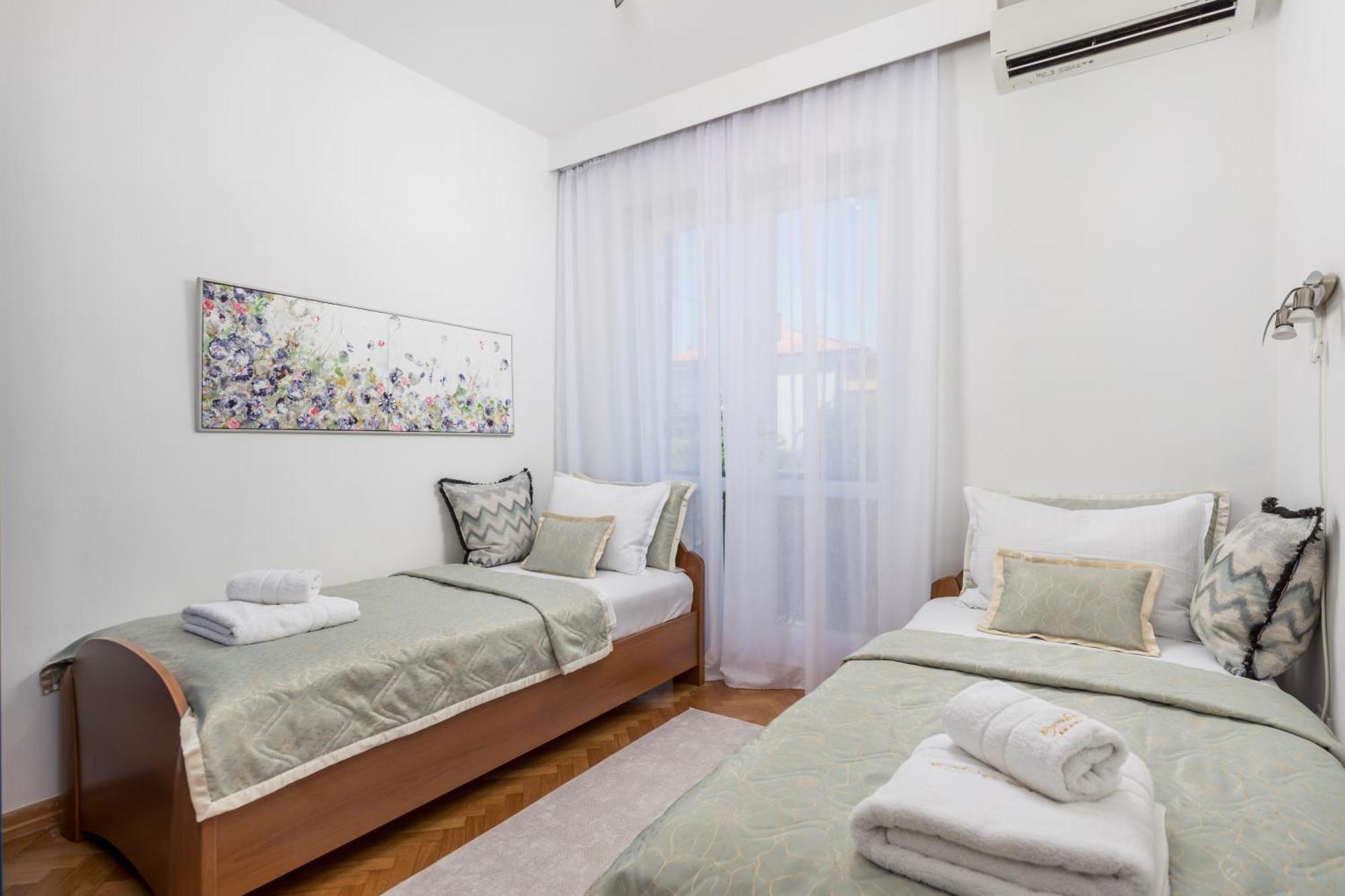 Magnolia Vila *