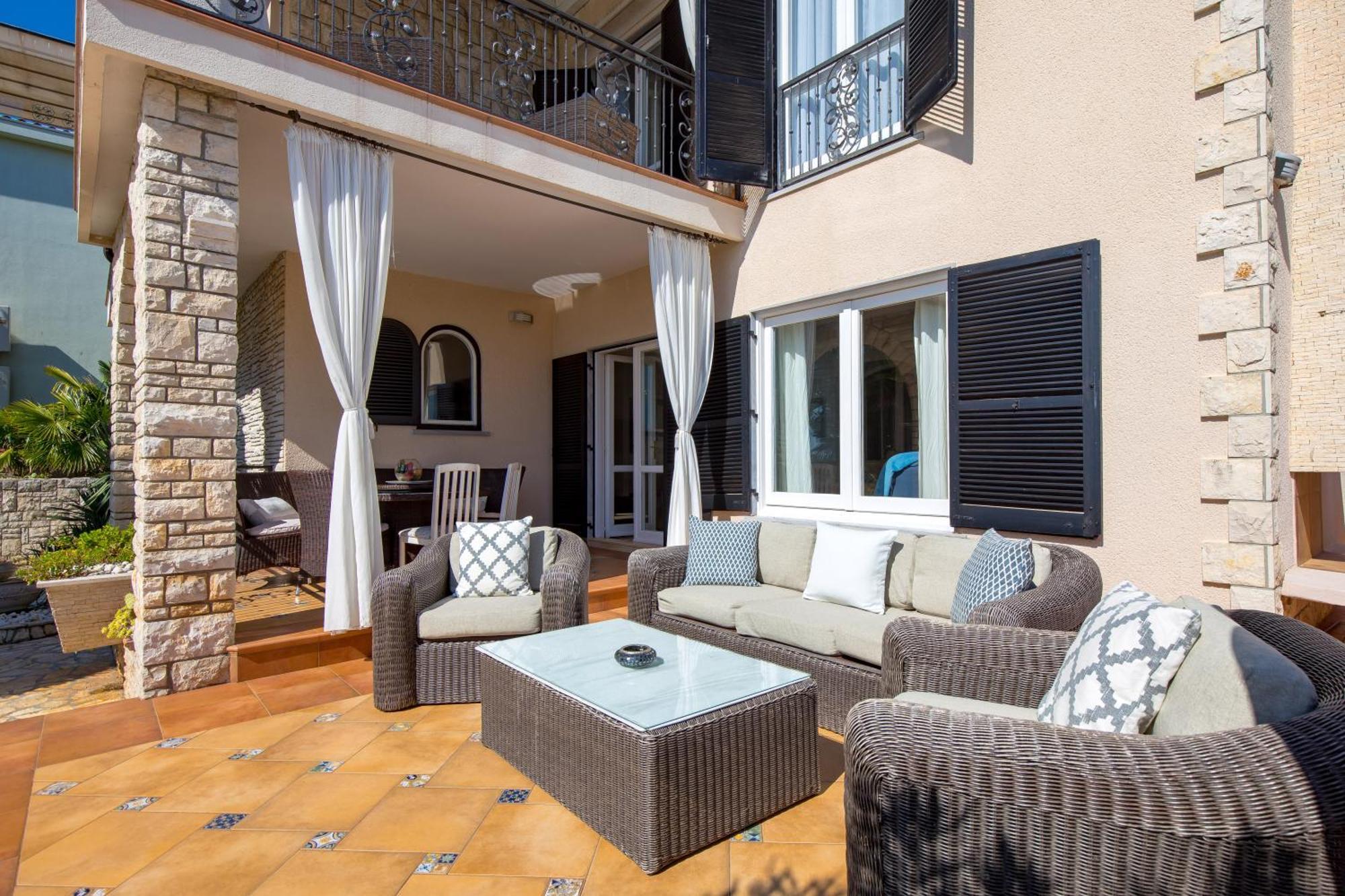 Magnolia Vila
